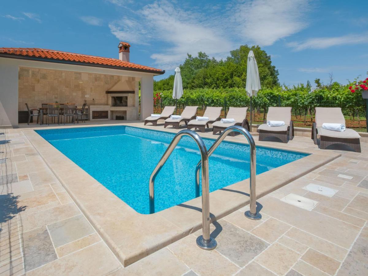 Holiday Home Ana By Interhome Nedescina Exterior foto